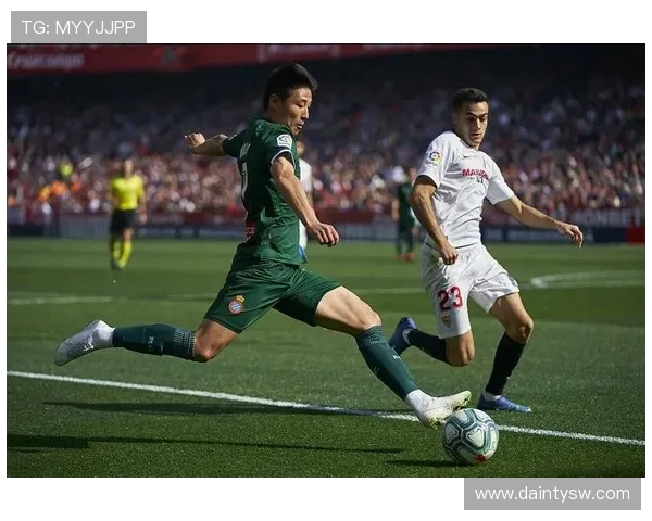 内政联队迎战卡雅全力争胜展现球队实力与战术魅力